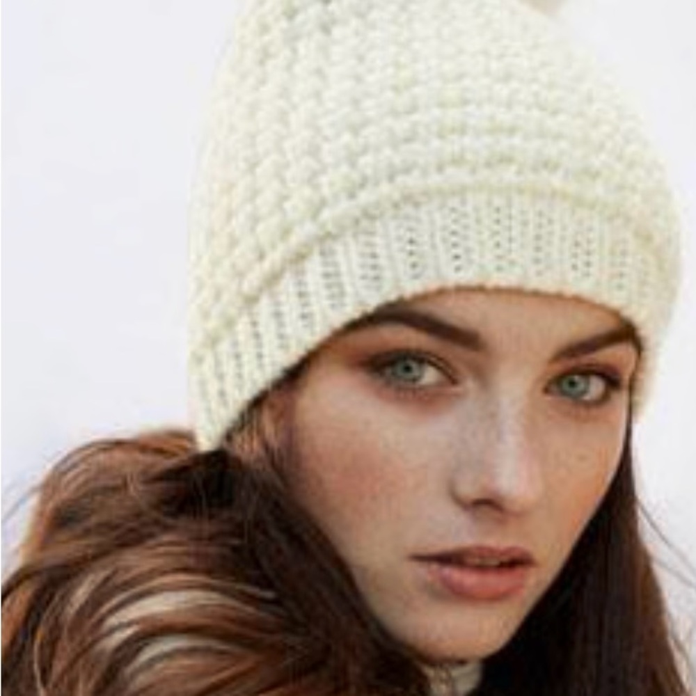 Kyi kyi Classic Beanie with faux fur
